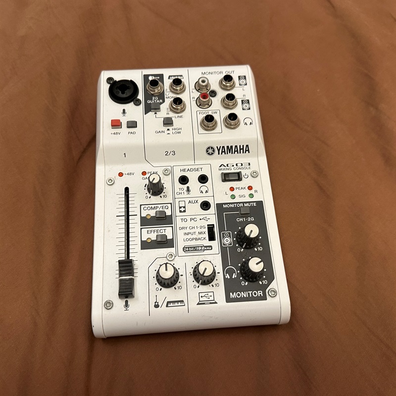 YAMAHA AG03の画像